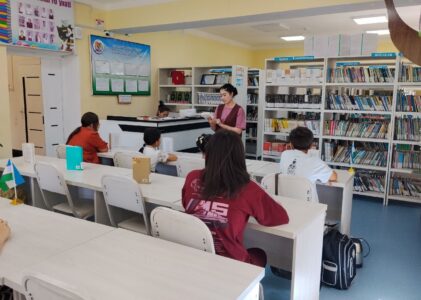 Oʻtkir Hoshimovning “Ikki eshik orasi” kitobi taqdimoti oʻtkazildi.