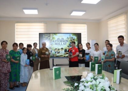 Qorovulbozor tumani axborot-kutubxona markazi va Respublika Maʼnaviyat va Maʼrifat markazining Qorovulbozor tumani boʻlinmasi bilan hamkorlikda “Kitobxon millat” shiori ostida maʼnaviy-maʼrifiy tadbir tashkil etildi.
